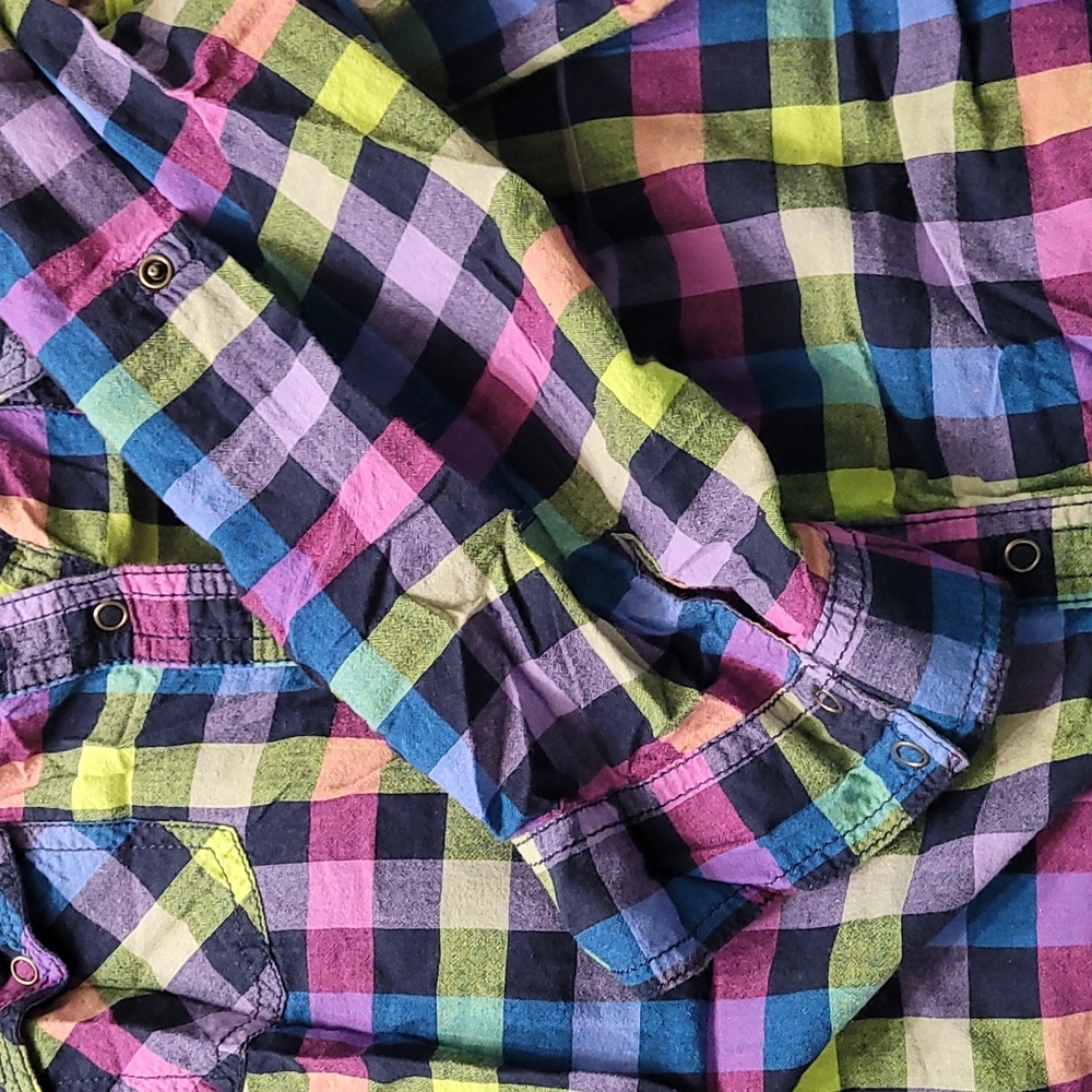 Arizona Button Down - Picture 3 of 5